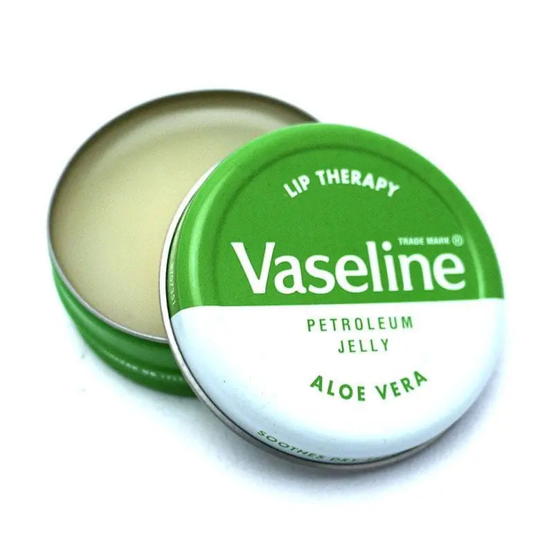 Vaseline Moisturizing Lip Balm For Dry Lips Aloe Fresh 20g